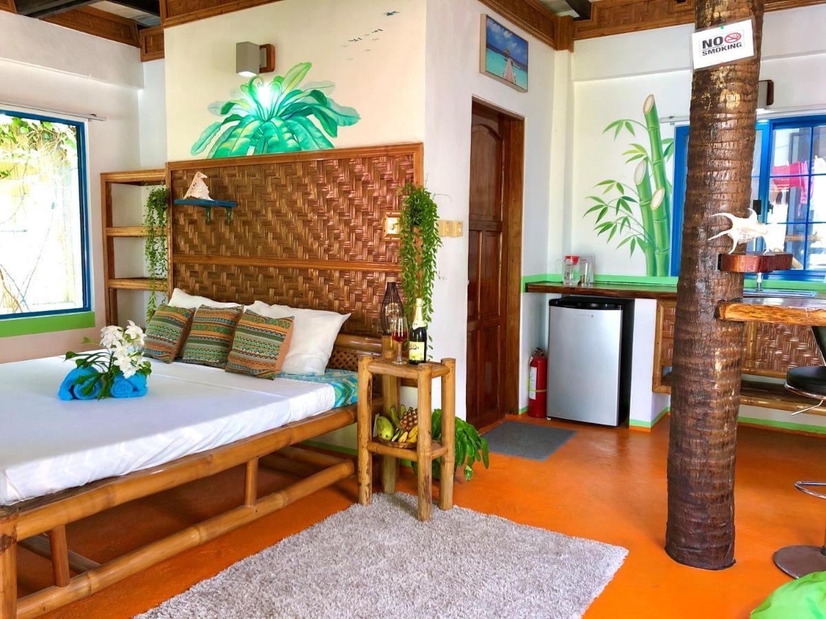 Apo Diver Beach Resort San Juan  Buitenkant foto
