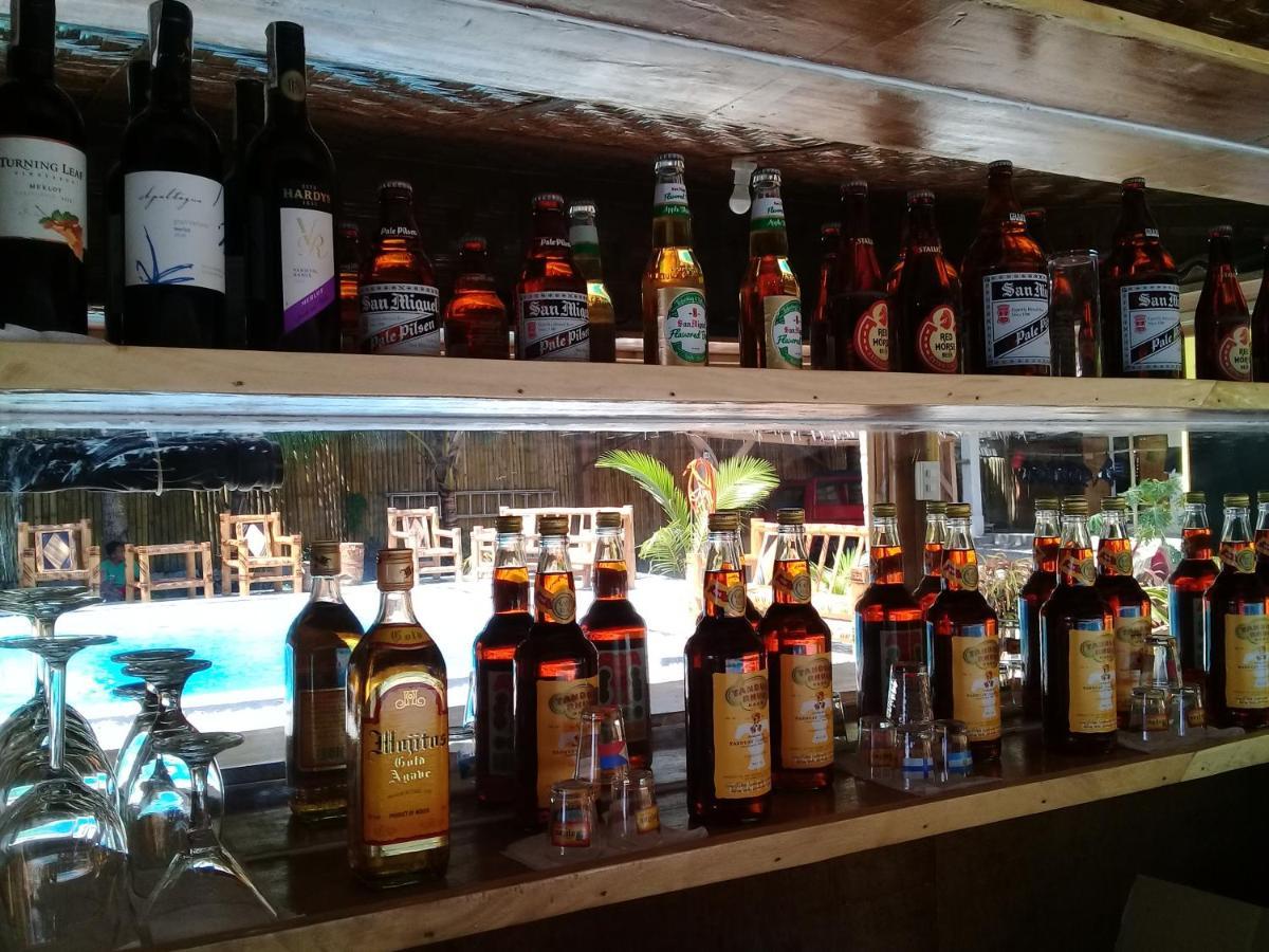 Apo Diver Beach Resort San Juan  Buitenkant foto
