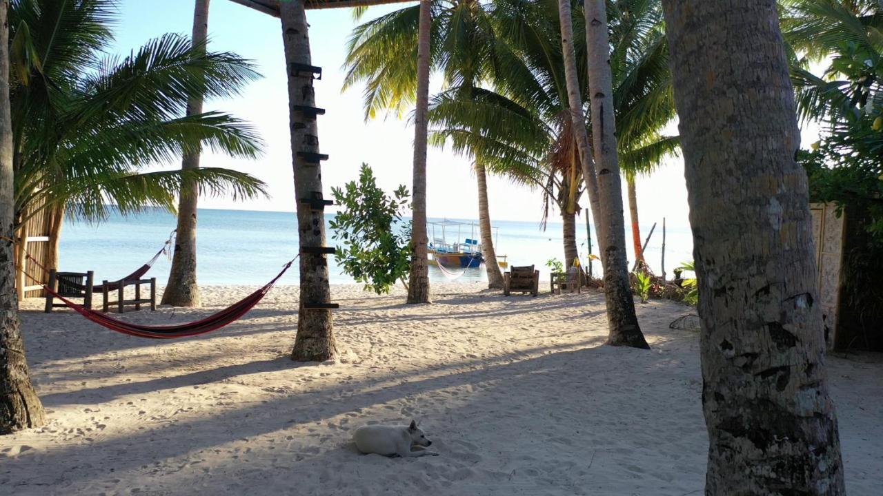 Apo Diver Beach Resort San Juan  Buitenkant foto